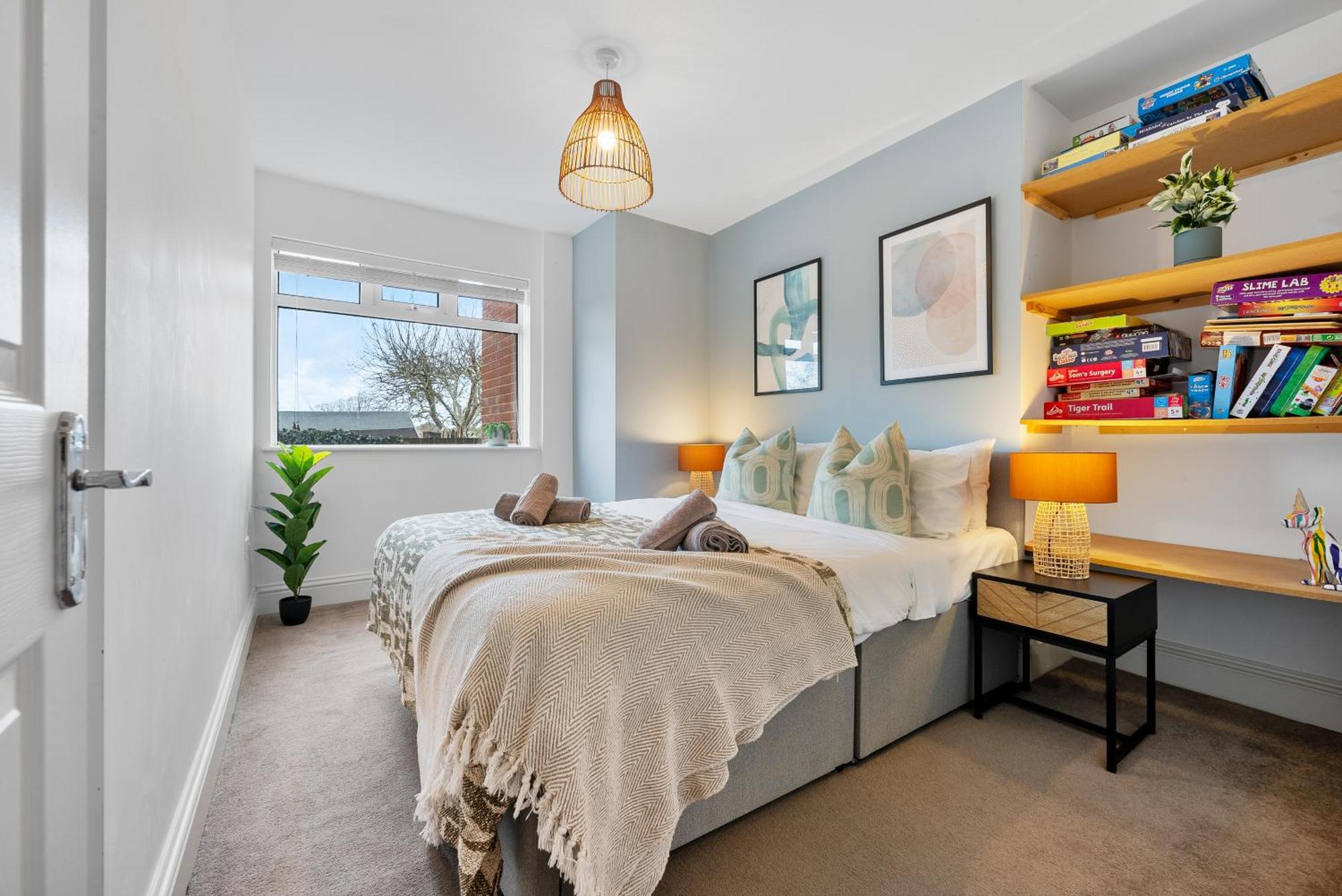 Long Term And Summer Special Offer! 5-Bedroom Spacious, Stunning Design, Sociable Areas & Cosy House Near South Downs Park, Sleeps 11 With Games Room, Private Parking And Garden- By Blue Puffin Stays Waterlooville Dış mekan fotoğraf