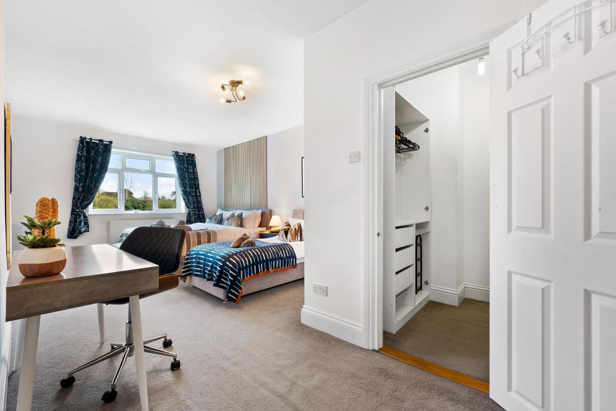 Long Term And Summer Special Offer! 5-Bedroom Spacious, Stunning Design, Sociable Areas & Cosy House Near South Downs Park, Sleeps 11 With Games Room, Private Parking And Garden- By Blue Puffin Stays Waterlooville Dış mekan fotoğraf